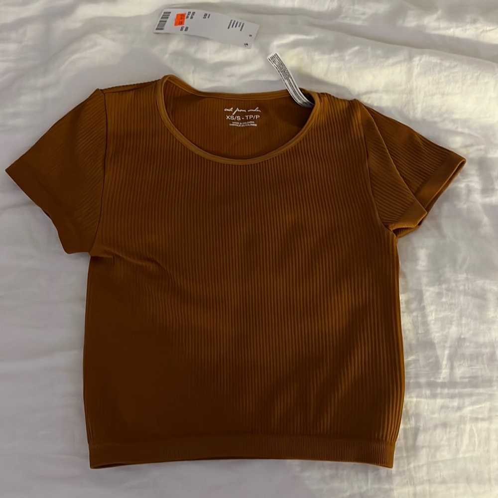 URBAN OUTFITTERS never worn before with tags out from under, brown crop top